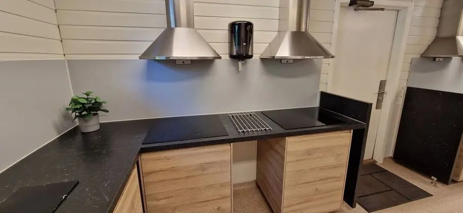 Basic Kır Evi, Göl Manzaralı, Göl Kenarı