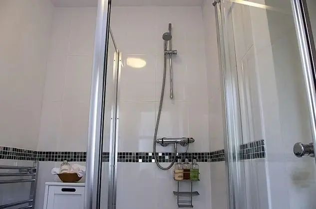 Standard Tek Büyük Yataklı Oda (Wansfell)