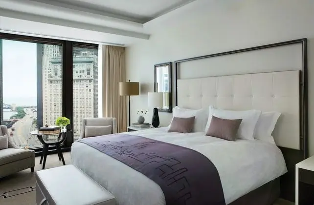 Club Oda, 1 En Büyük (King) Boy Yatak, Engellilere Uygun (Executive)