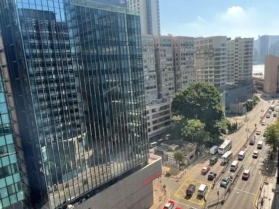 Deluxe King Room - City View