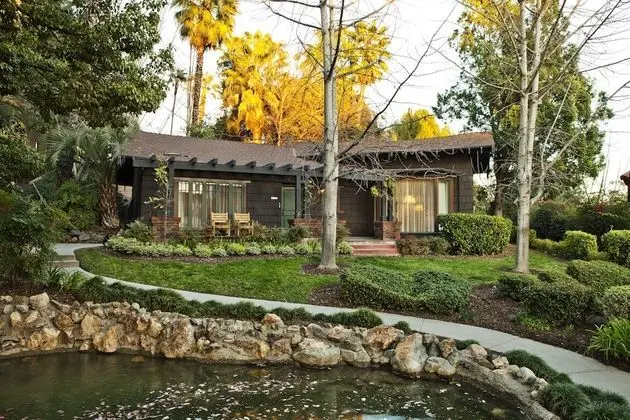 Süit (Wisteria California Cottage)