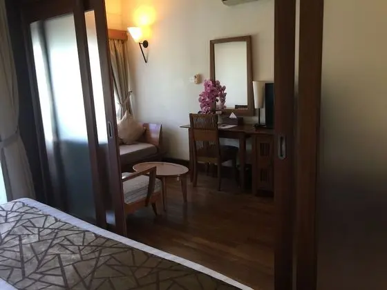 Premier Water Chalet