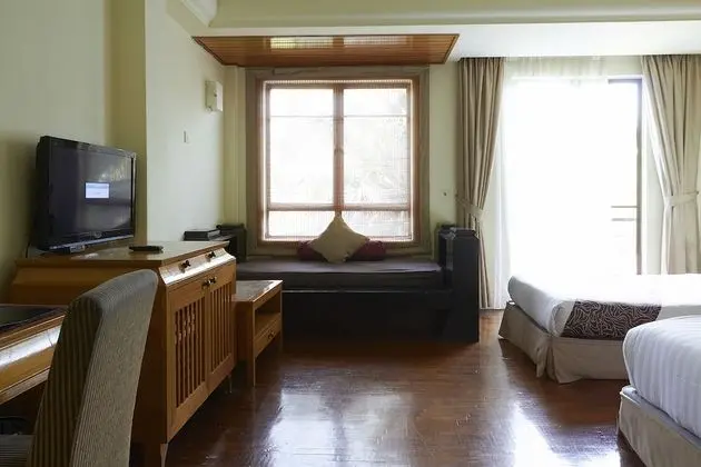 Family Deluxe Hillview