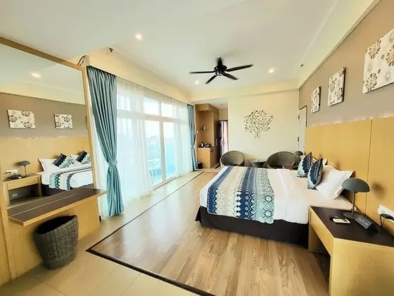 Premier Deluxe Room