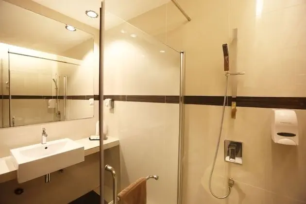 Premier Deluxe Room