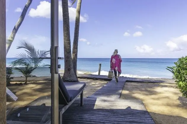 Romantic Bungalov, Denize Sıfır