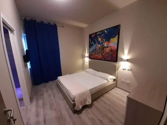 Tek Büyük Yataklı Oda (Turchese)