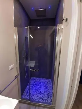 Tek Büyük Yataklı Oda (Turchese)