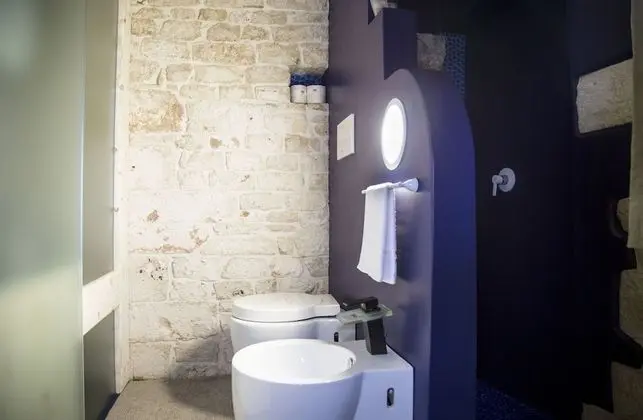 Dört Kişilik Oda (Alcoba Fascinosa)