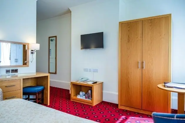Family or Twin room
