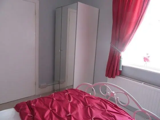Tek Büyük Yataklı Oda, Zemin Kat (Rose)