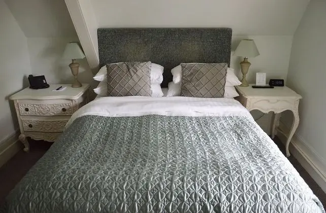 Comfort Tek Büyük Yataklı Oda