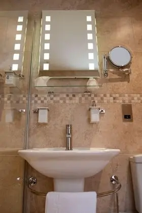 Luxury İki Ayrı Yataklı Oda