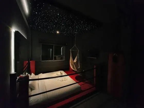 Deluxe Tek Büyük Yataklı Oda, Bahçe Manzaralı