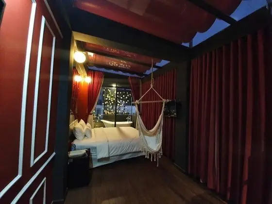 Deluxe Tek Büyük Yataklı Oda, Balkon, Şehir Manzaralı