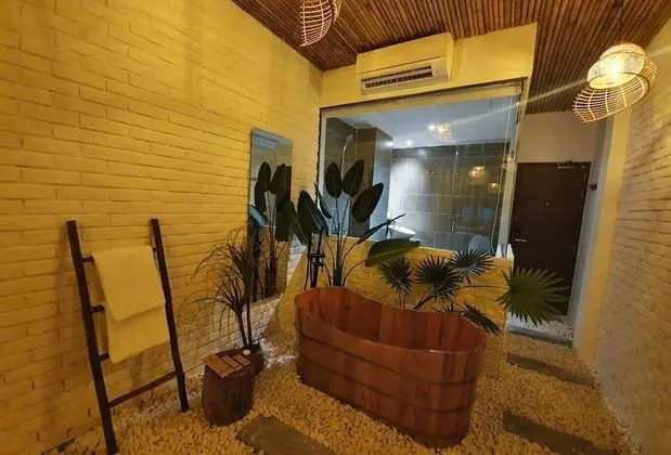 Deluxe Tek Büyük Yataklı Oda, Balkon, Şehir Manzaralı