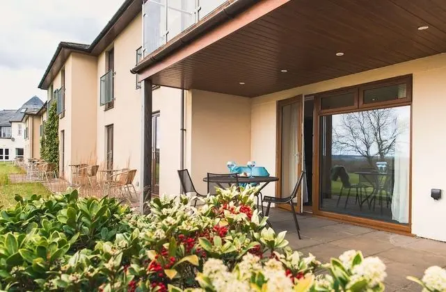 Luxury Tek Büyük Yataklı Oda