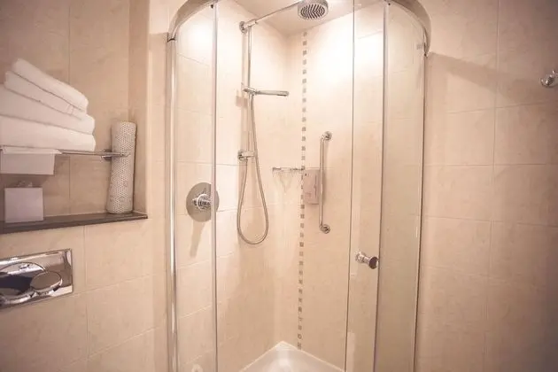 Luxury Tek Büyük Yataklı Oda
