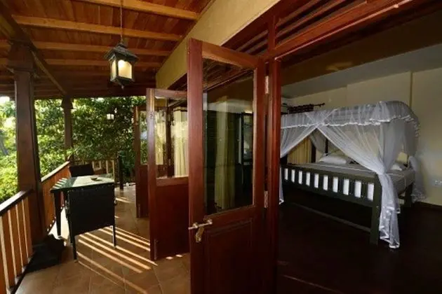 Deluxe Bungalov, 1 En Büyük (King) Boy Yatak, Veranda, Deniz Manzaralı