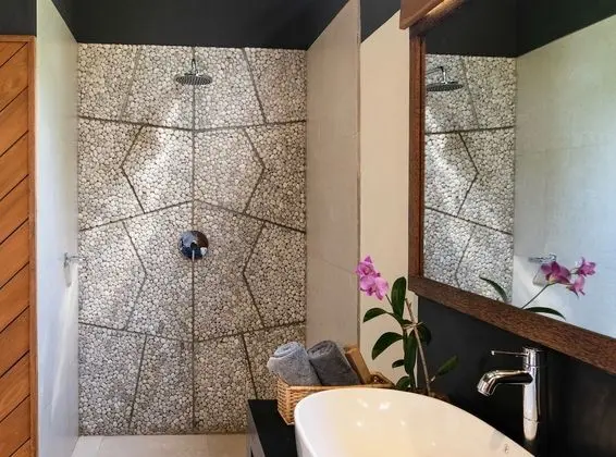 Deluxe Tek Büyük Yataklı Oda, 1 En Büyük (King) Boy Yatak, Sigara İçilmez, Kısmi Deniz Manzarası