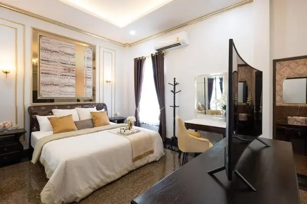 Deluxe Villa