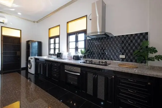 Deluxe Villa