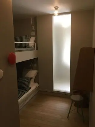 Üç Kişilik Oda (Chambre 3)