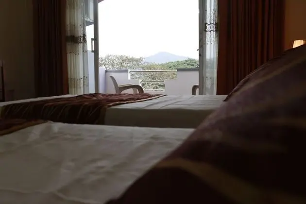 Deluxe Tek Büyük Yataklı Oda, Balkon, Dağ Manzaralı