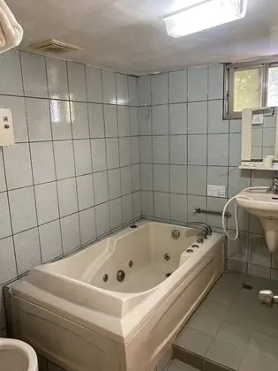 Basic Tek Büyük Yataklı Oda