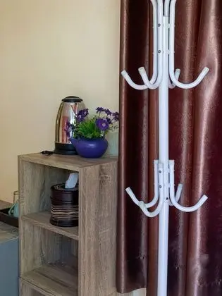 Family Oda, Bahçe Manzaralı