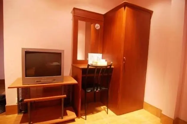 Premier Double or Twin Room with Fan