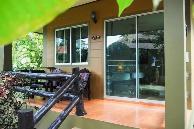 Sea Breeze Bungalow