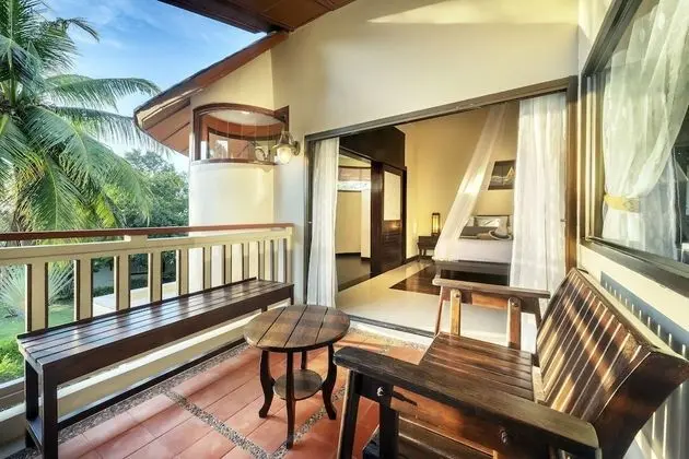 Emerald Suite