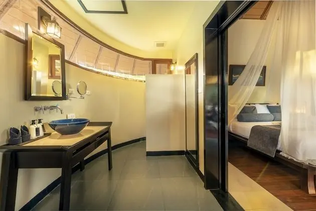 Emerald Suite