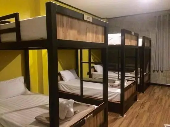 Ortak Ranzalı Oda, Karma Ranzalı Oda
