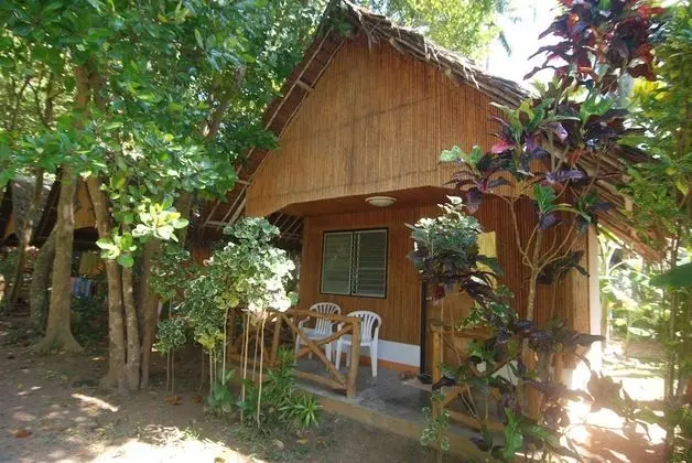 Bungalov (Bamboo Bungalow Fan Only)