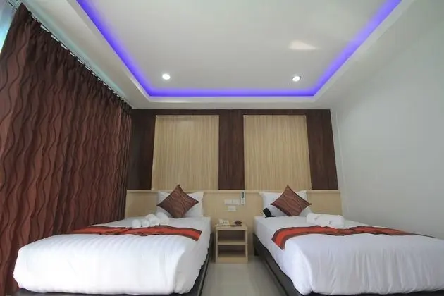 Superior Pool View Twin Bed