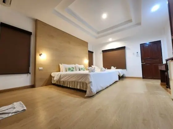 Deluxe Tek Büyük Yataklı Oda
