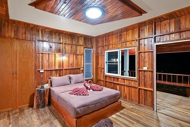 Deluxe Suite With Sea View