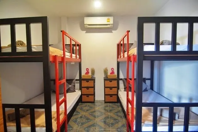 Mixed Dormitory - 4 Bunk Bed