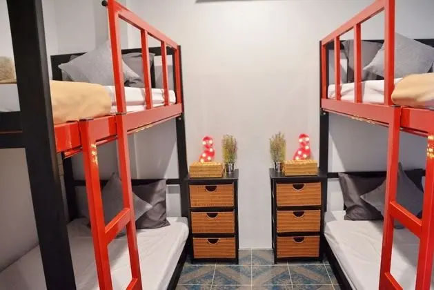 Mixed Dormitory - 4 Bunk Bed