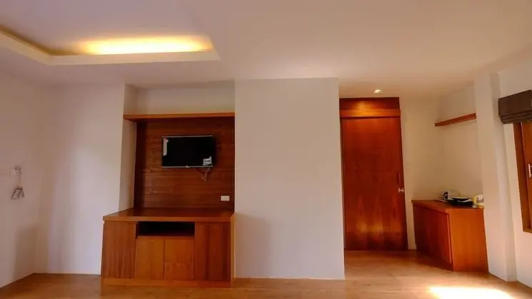 Deluxe Cabana