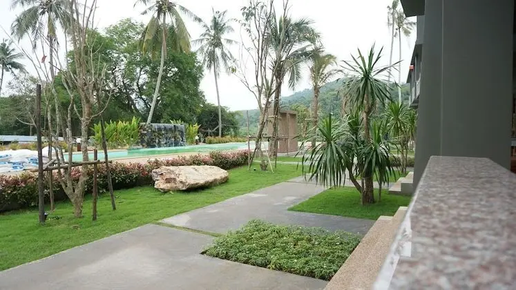 Deluxe Cabana