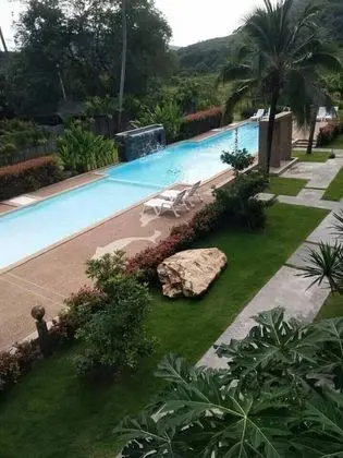 Superior Cabana