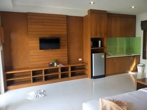 Deluxe Tek Büyük Yataklı Oda, Bahçe Manzaralı