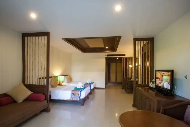 Deluxe Room, 1 Bedroom, Pool Access, Resort View