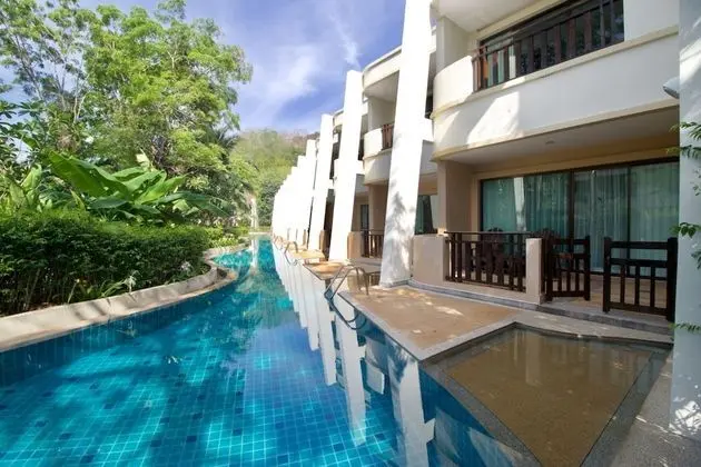 Deluxe Room, 1 Bedroom, Pool Access, Resort View
