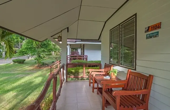 Basic Üç Kişilik Oda