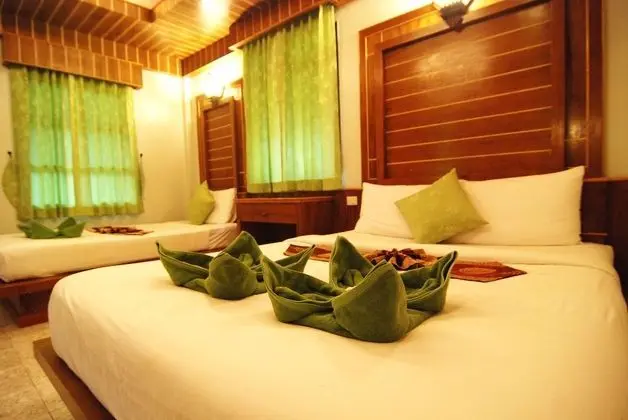 Beach Front Aircon (Beach Side)