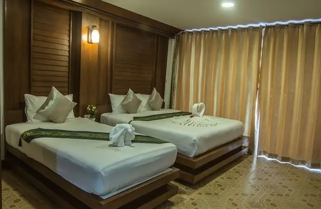 Family Triple Room (1 Double bed and 1 Single bed)